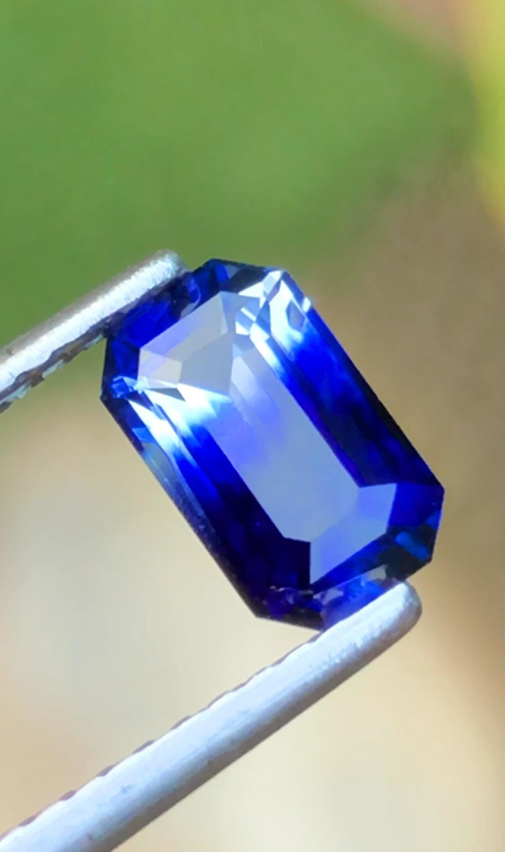 Bi colour top Sapphire 1.04 carat-Blue Bi Color Perfect Emerald cut