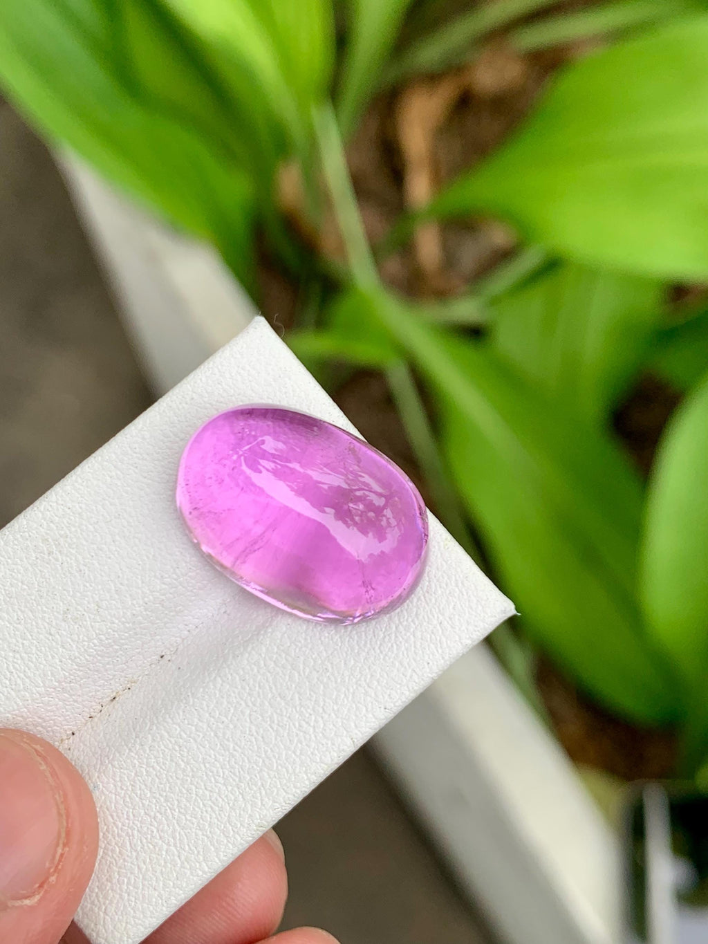 Natural Deep Pink Kunzite Cabochon – 31.45 Carat oval cut