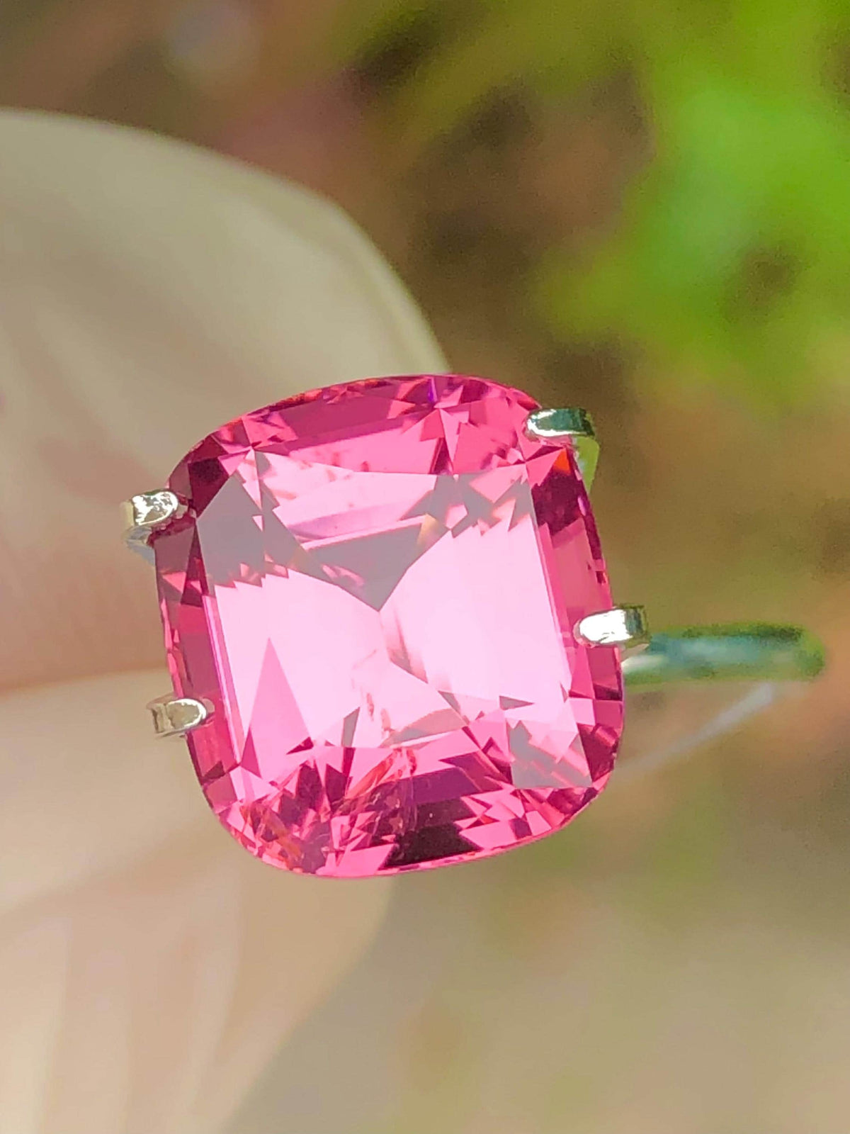 Vivid Pink Mahenge Spinel,6.40 Cts Top Quality Mahenge Spinel from Tanzania