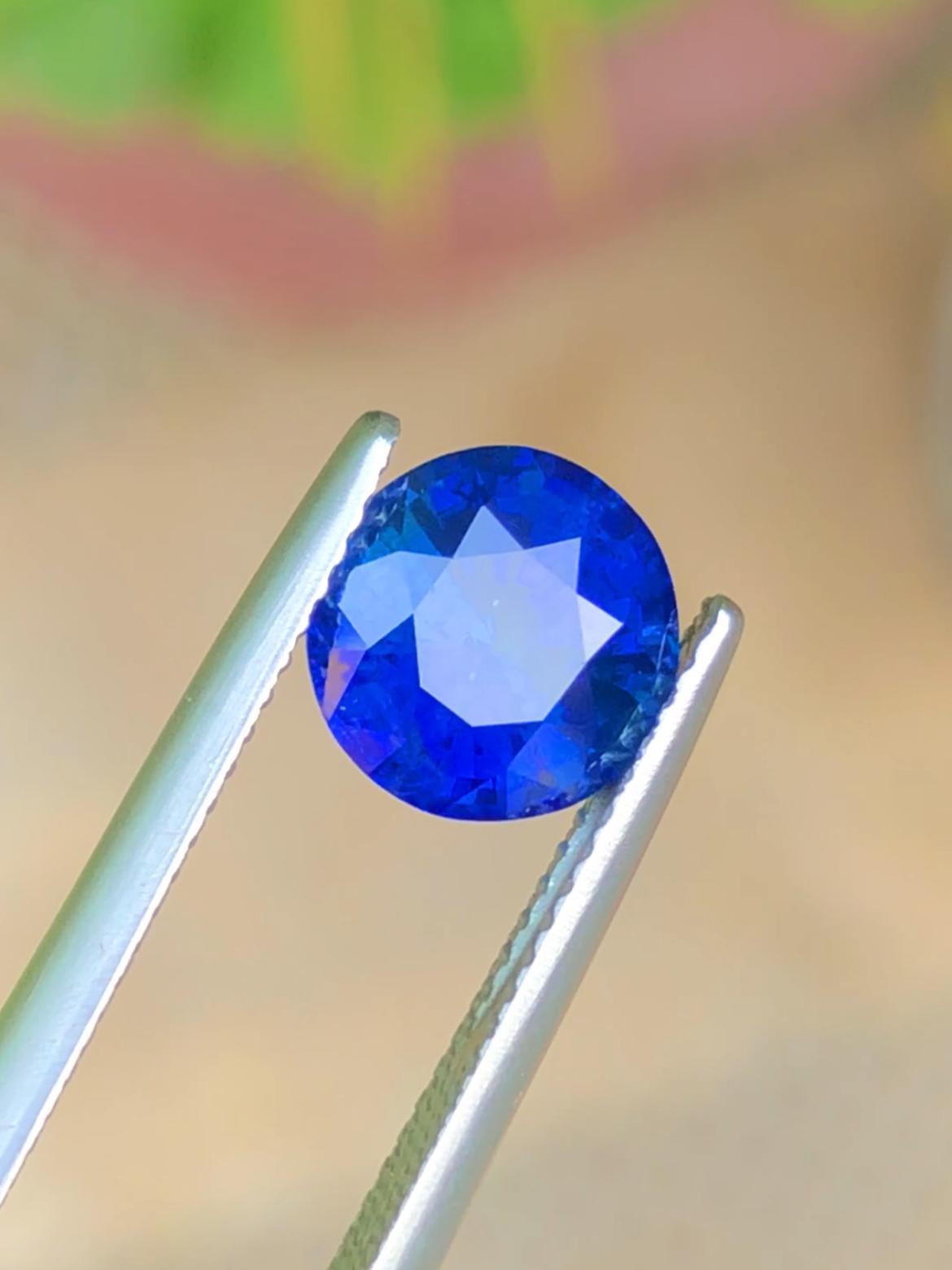 Royal Blue Sapphire 2.84ct Round Cut –  from Sri Lanka