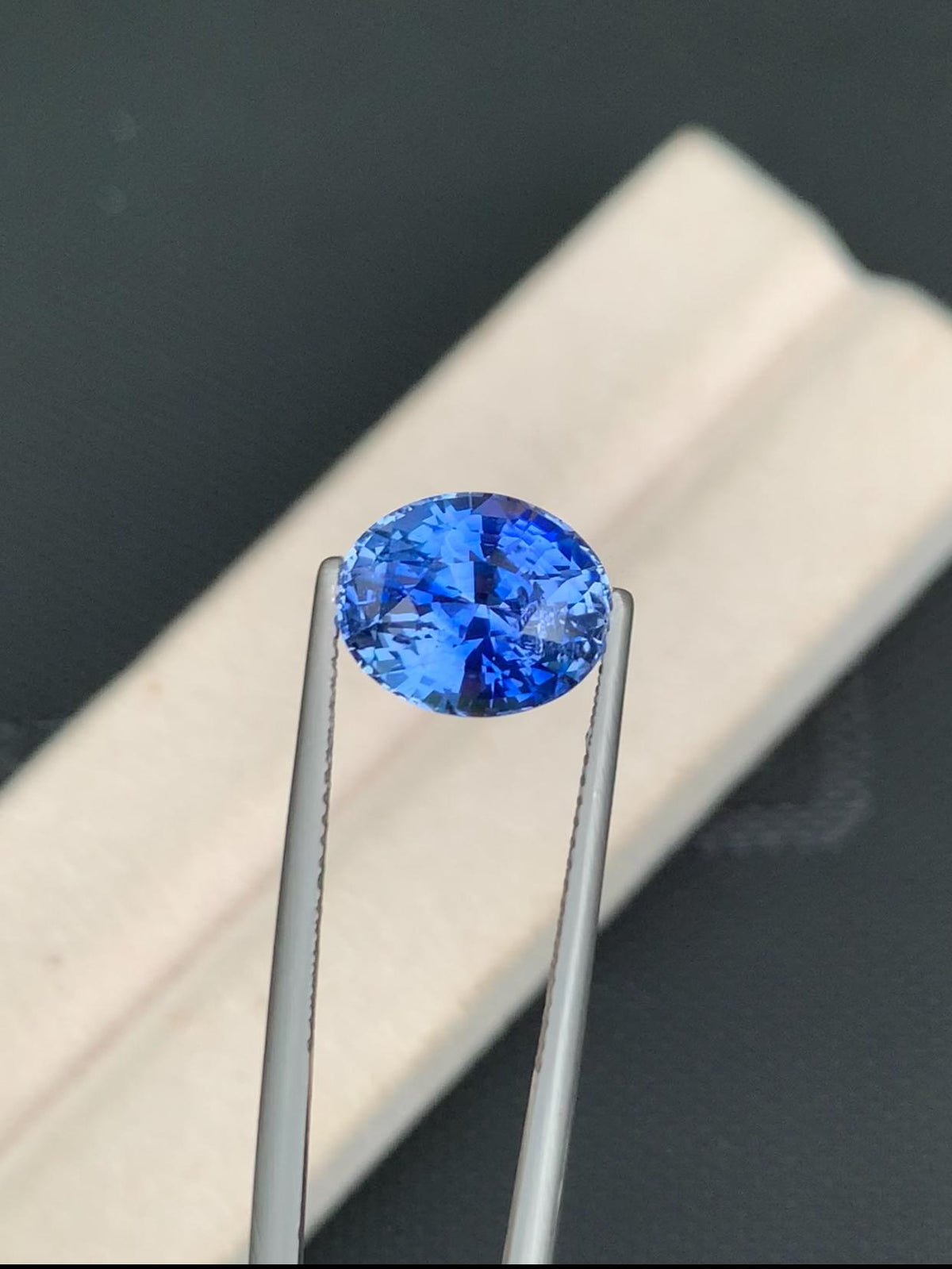 Certified 6.08 Carat Oval Blue Sapphire Gemstone: Jewelry/Astrology