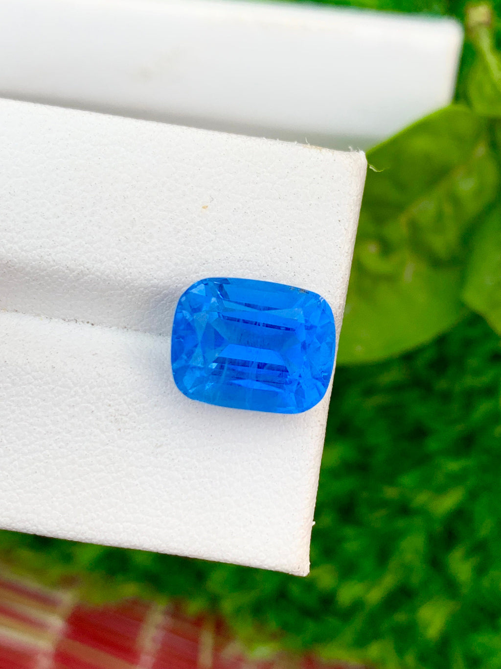 Santa Maria Blue Aquamarine Gemstone: Loose Beryl, 6.45 ct (11x9x7 mm)