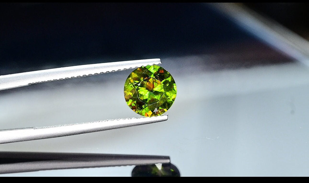 Ultra Fire Chrome Sphene Loose Gemstone Round Diamond Cut - 1.60 Carats