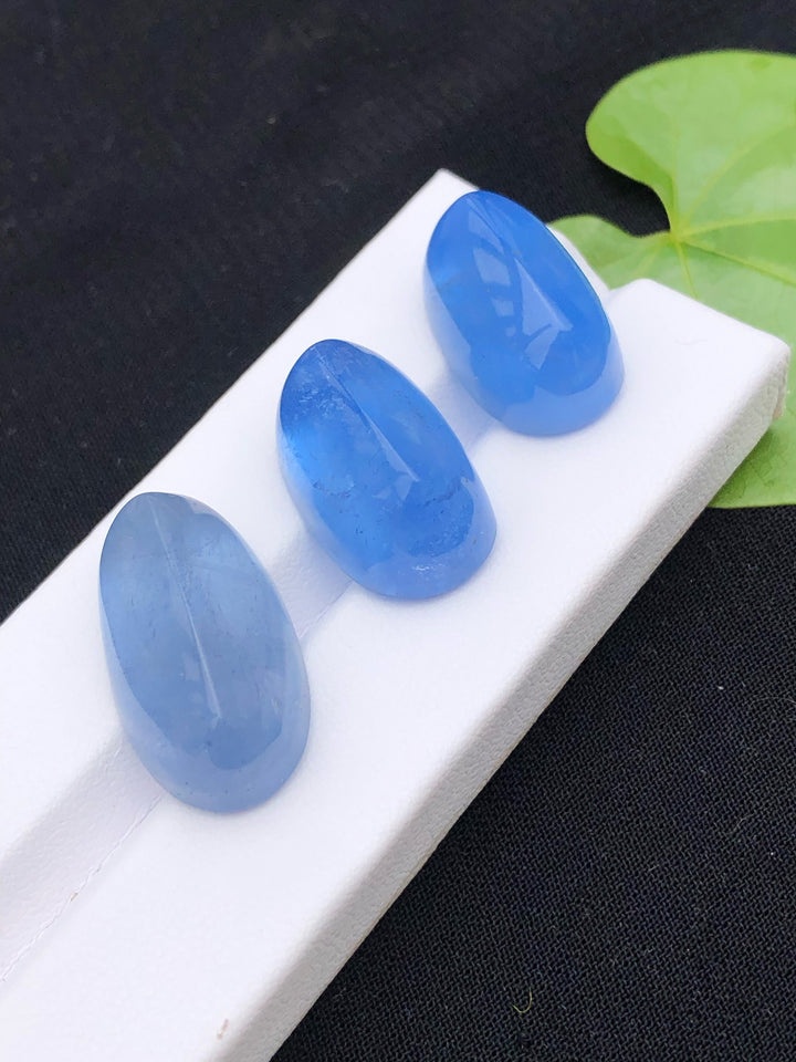 Natural Aquamarine Cabochon Gemstone Navy Blue Color  lot - 66.25 Carats