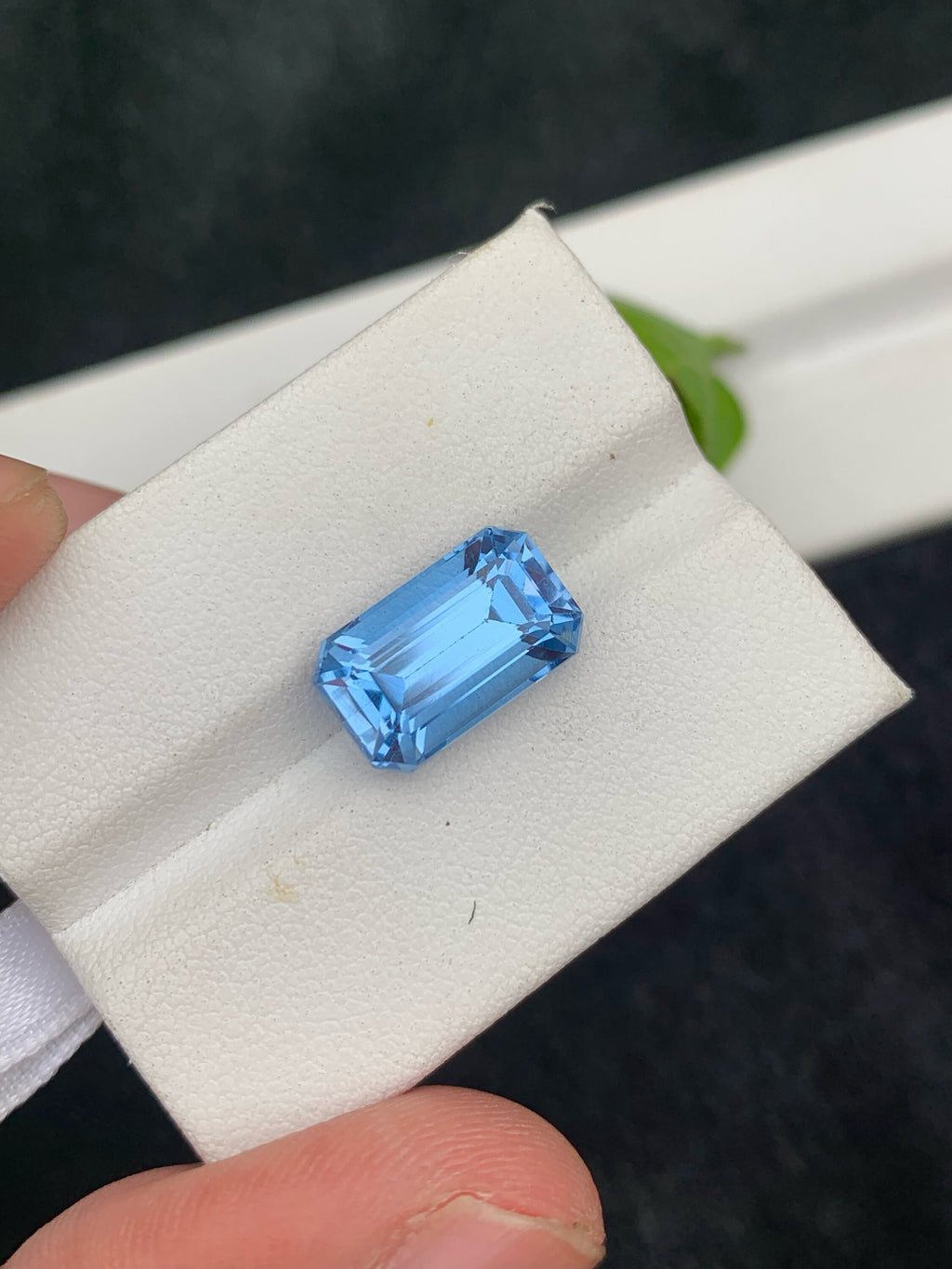 Santa Maria Aquamarine Gemstone: 5.55 CT Emerald Cut Loose Stone