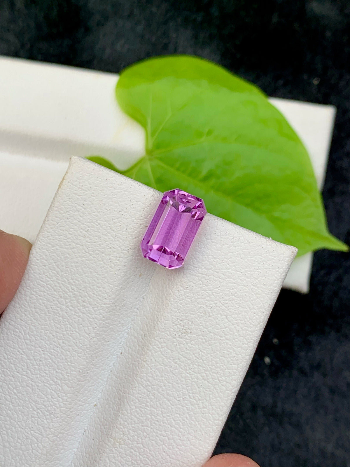 Emerald Cut Kunzite Gemstone: 6.55 CT Magenta Loose Stone