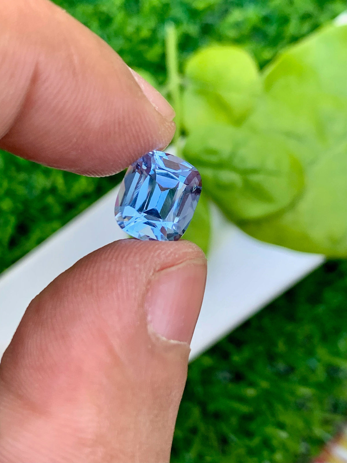 Santa Maria Aquamarine Gemstone: 2.80 ct Cushion Cut Blue Beryl