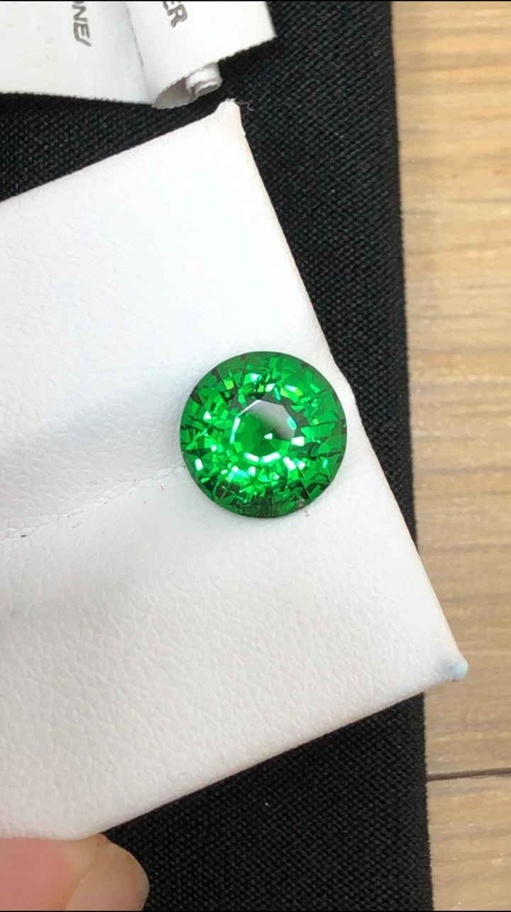 Natural Tsavorite Garnet:  Vivid Green Gemstone