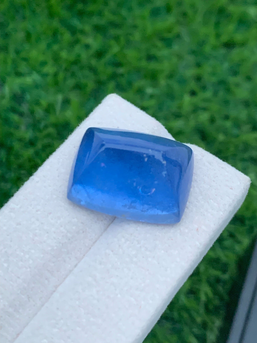 Deep Blue Aquamarine Sugar Loaf Cabochon: March Birthstone, 30.00 CT