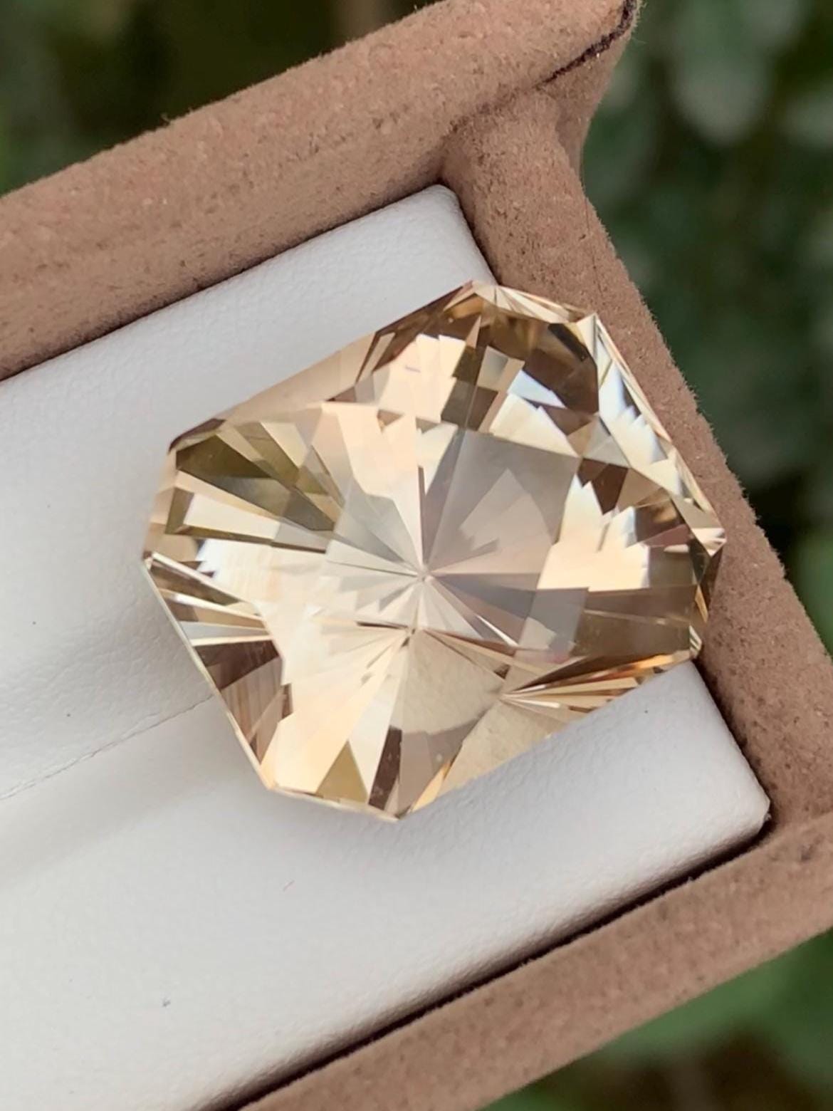 Golden Topaz 45.70ct Fancy Octagonal Cut – Skardu Pakistan