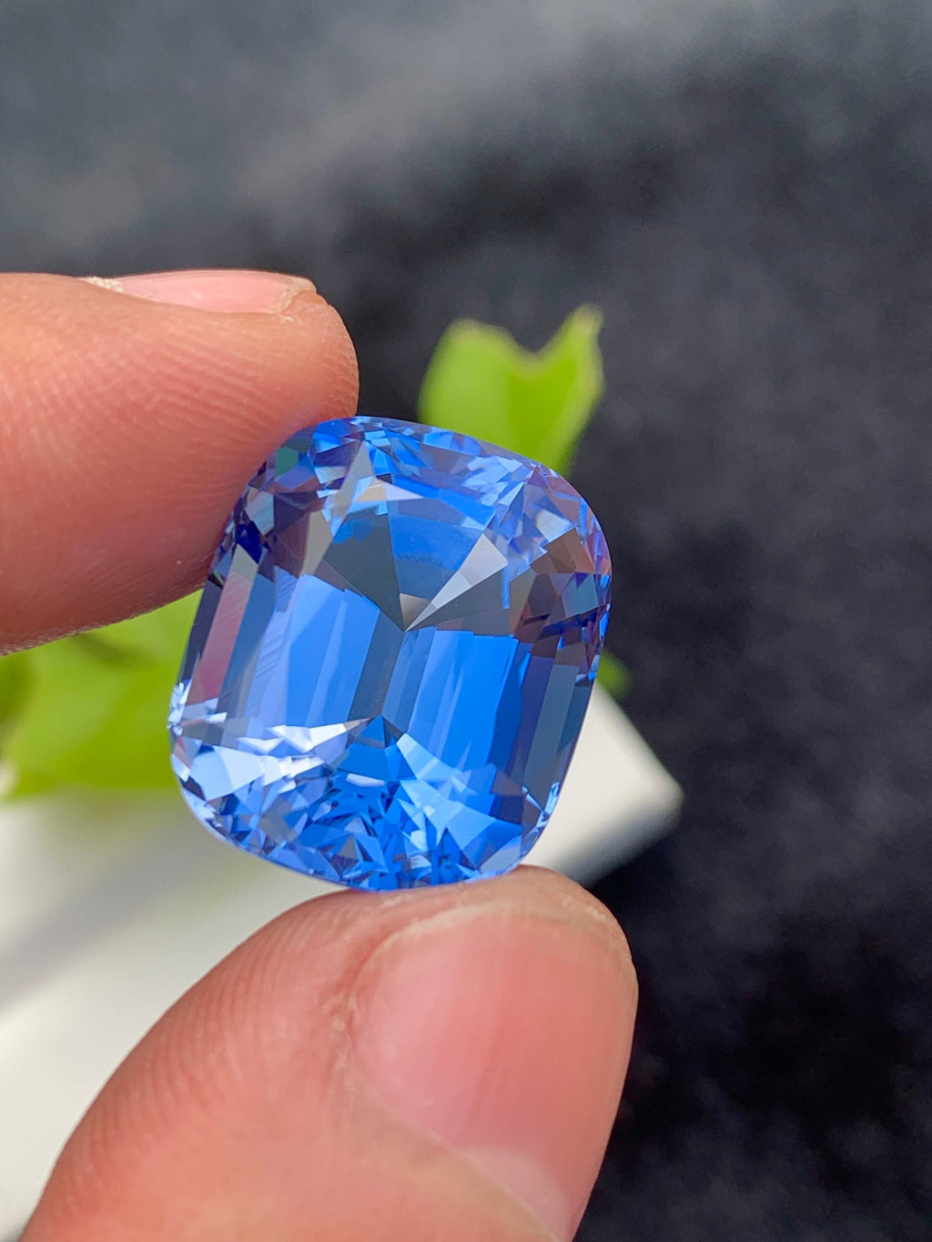 Santa Maria Blue Aquamarine Gemstone: Faceted Cushion Cut Beryl, 20.50 Carats