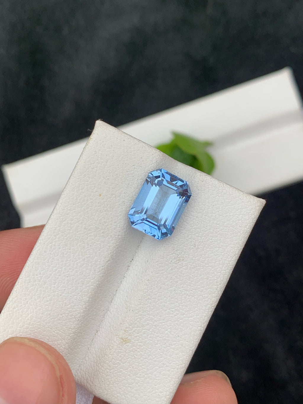 Santa Maria Aquamarine Gemstone: Emerald Cut, 3.90 CT Loose Blue Beryl
