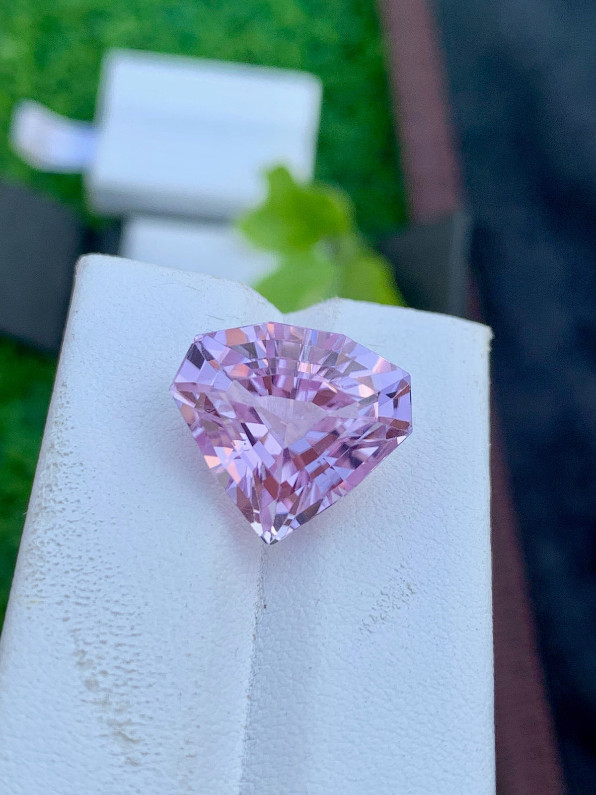 16.80 CT Eye Clean Pink Kunzite Gemstone: Fancy Cut Stone