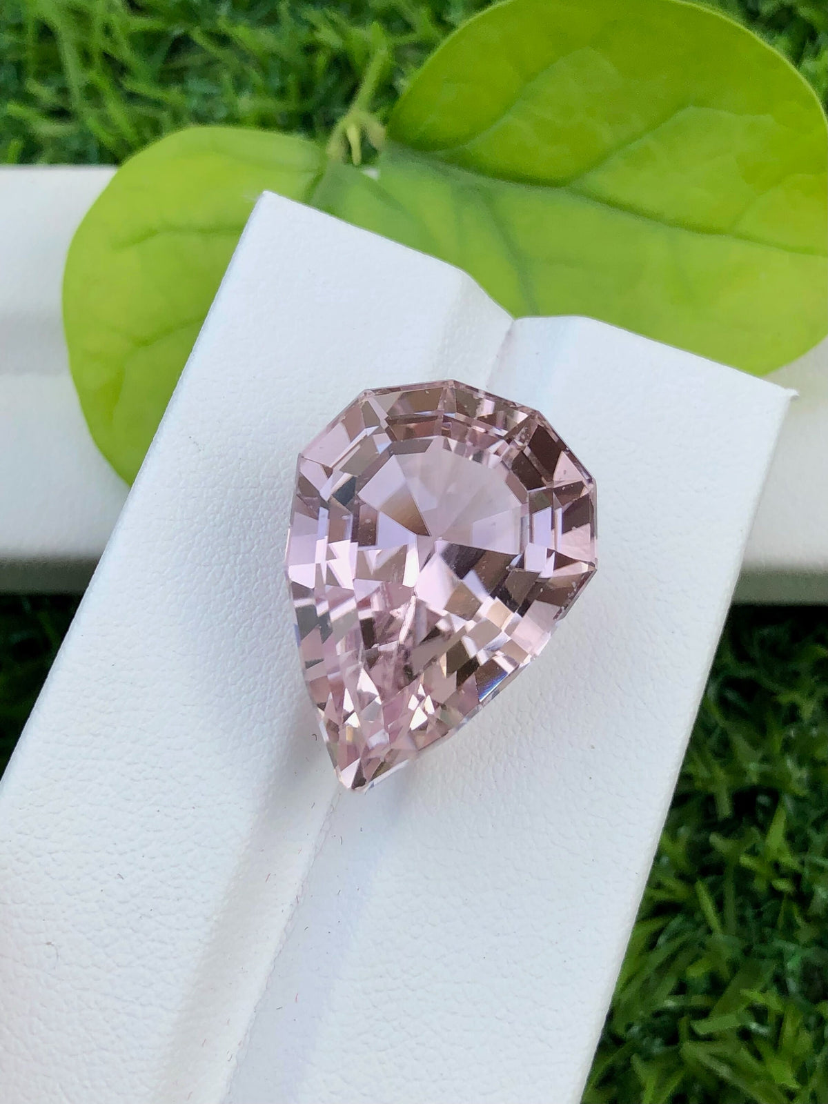 Reddish Pink Kunzite Gemstone: Pear Faceted Jewelry Stone, 32.20 CT
