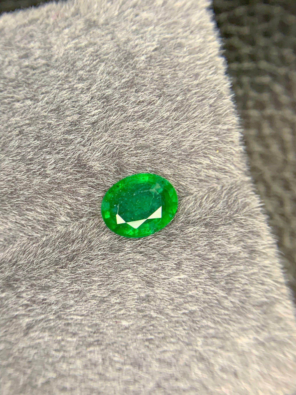 Zambia Emerald Gemstone: Oval Cut, Natural Green Emerald, 2.92 CT