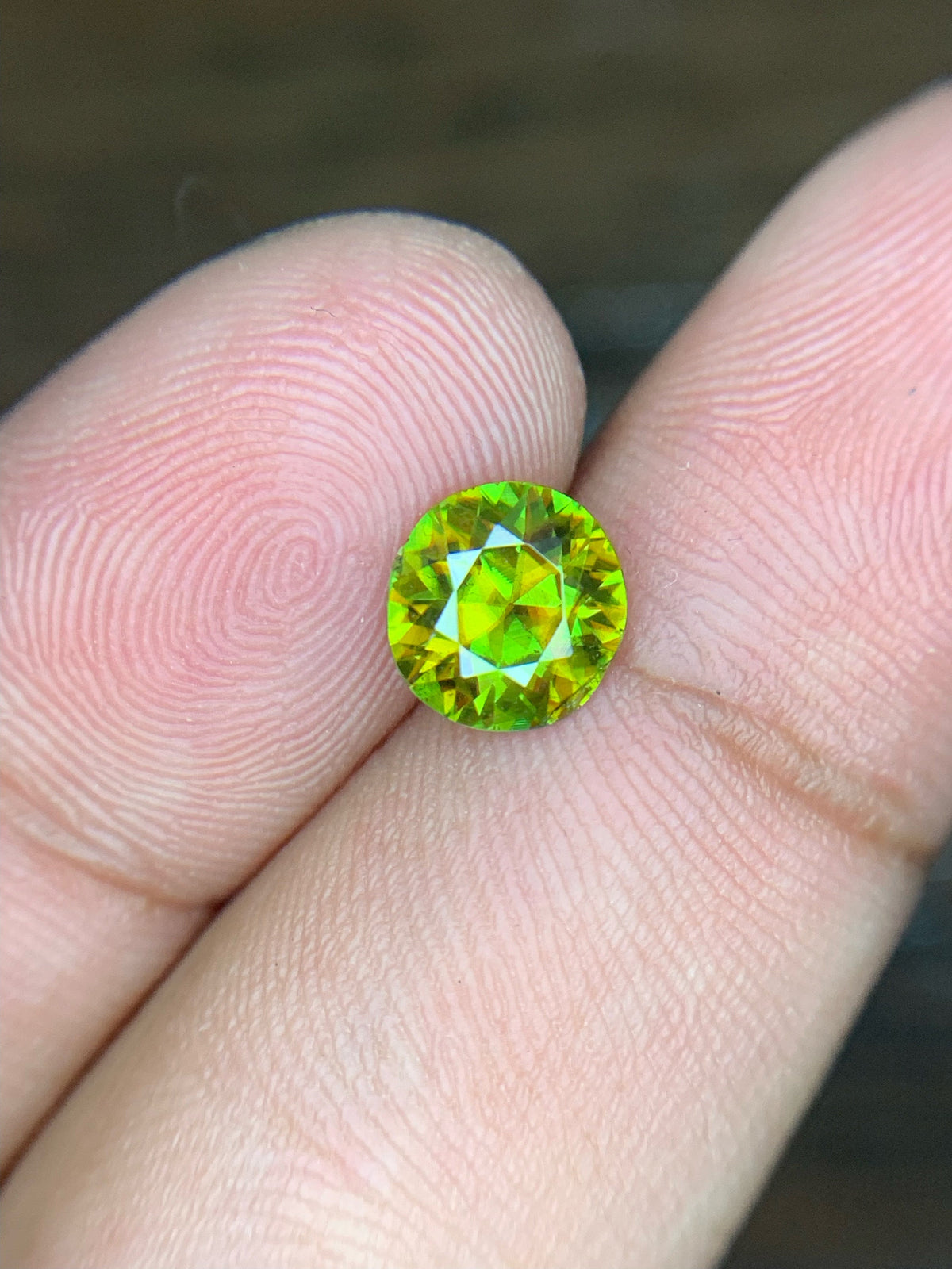 1.10 CT Round Cut Sphene Gemstone: Himalayan Origin