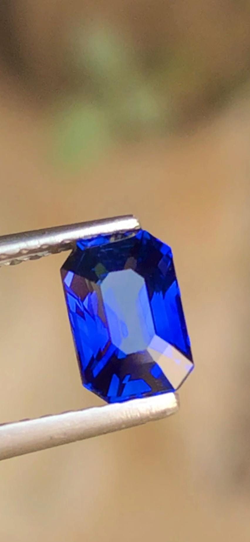 Royal Blue Sapphire 1.09ct Octagonal Cut Madagascar – Certified Faceted Gemstone