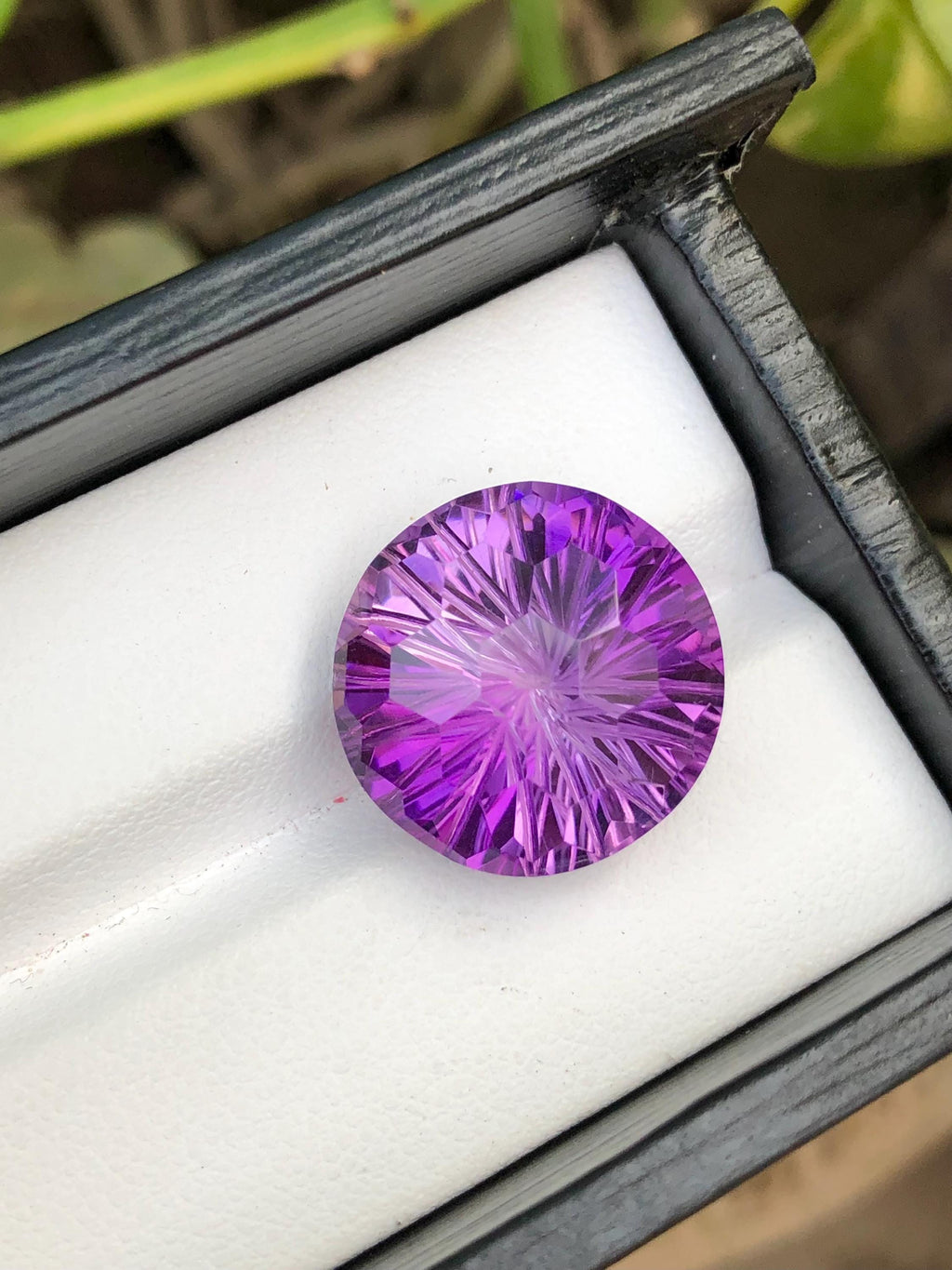 Laser Cut Round Amethyst Gemstone: Loose Purple Stone, 18.85 CT