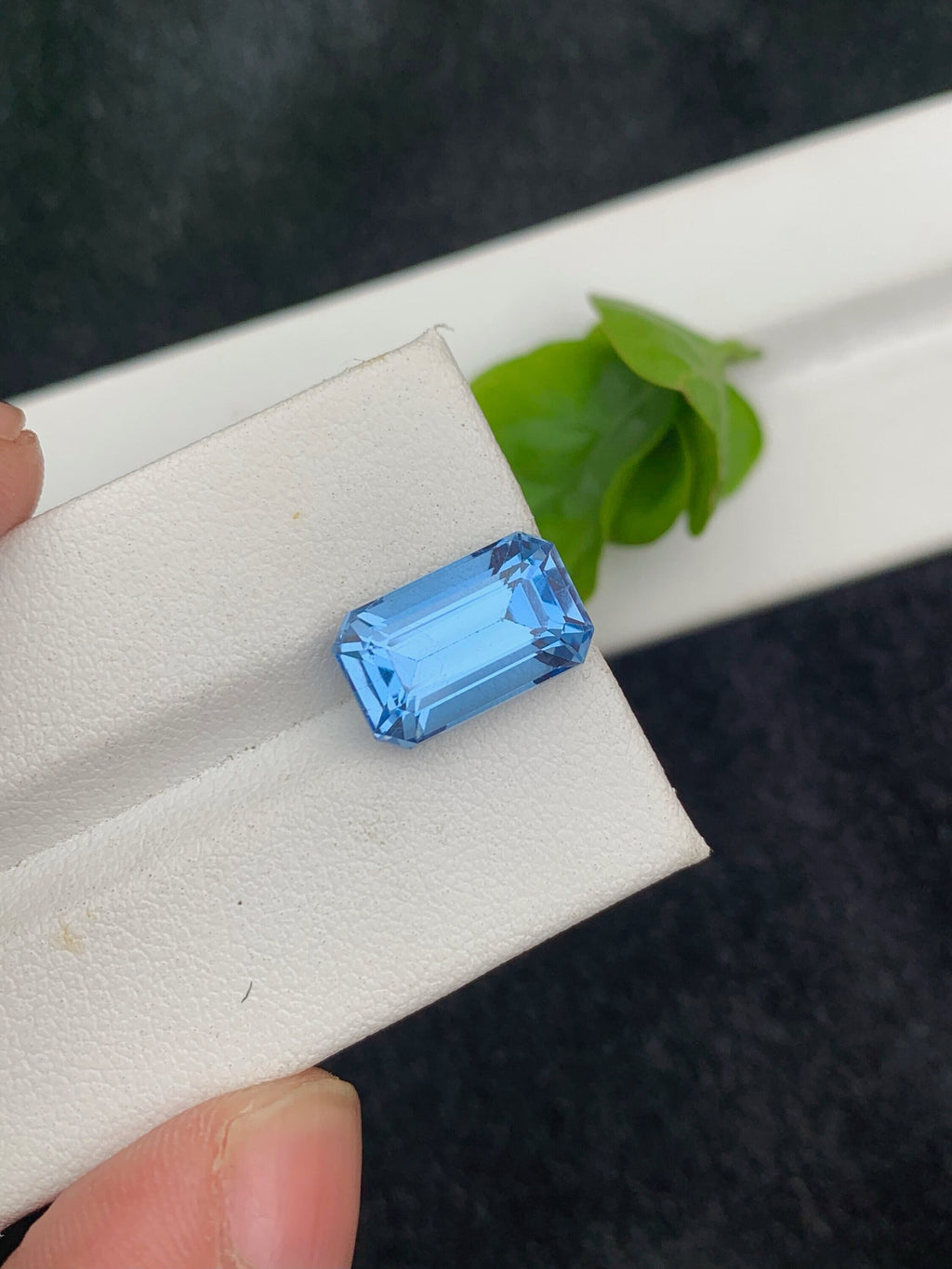 Santa Maria Aquamarine Gemstone: 5.55 CT Emerald Cut Loose Stone