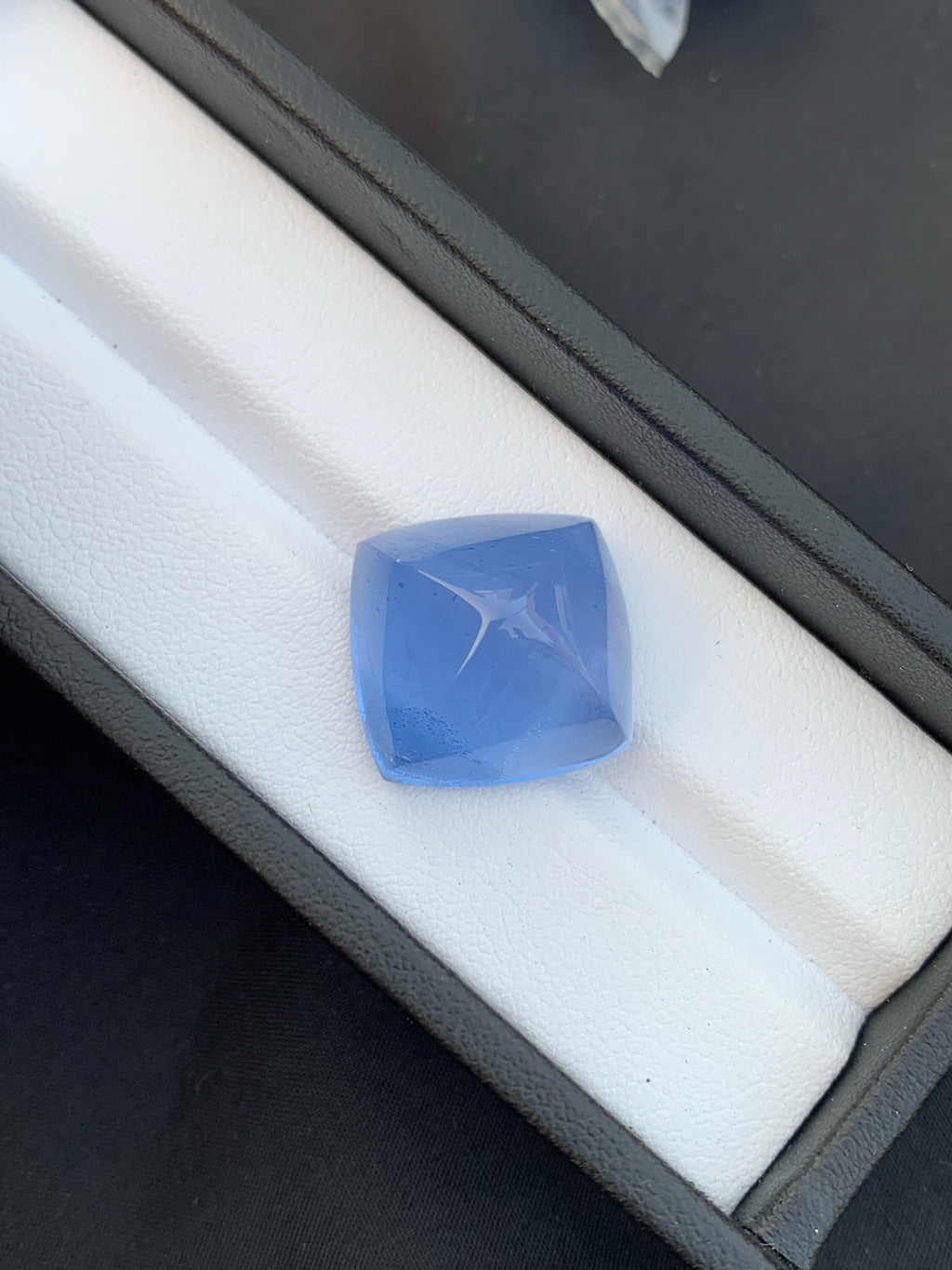 Santa Maria Aquamarine Cabochon: Deep Blue Gemstone, 28.35 CT