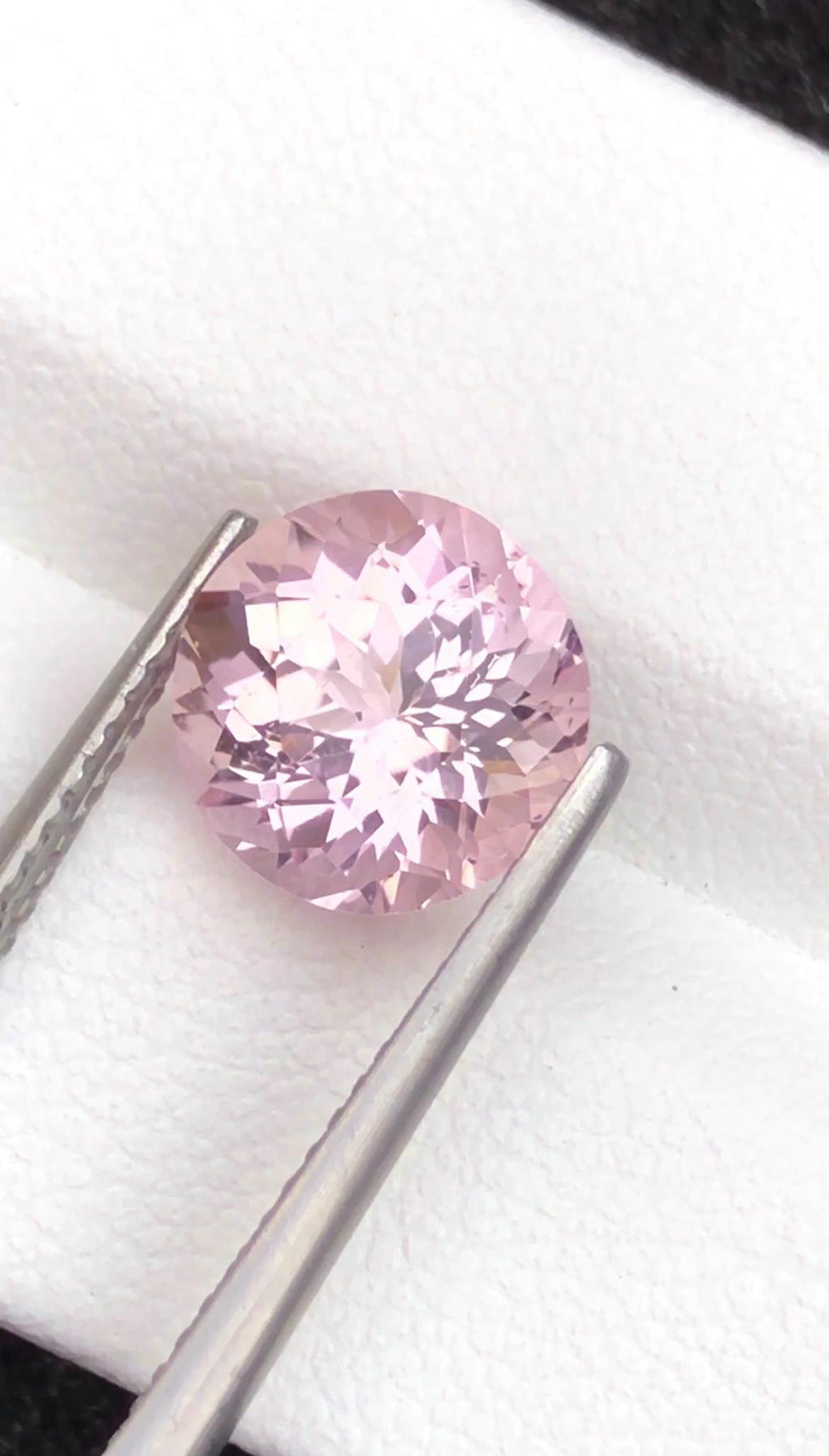Pink Morganite 3.30 ct Round Cut – From Pakistan