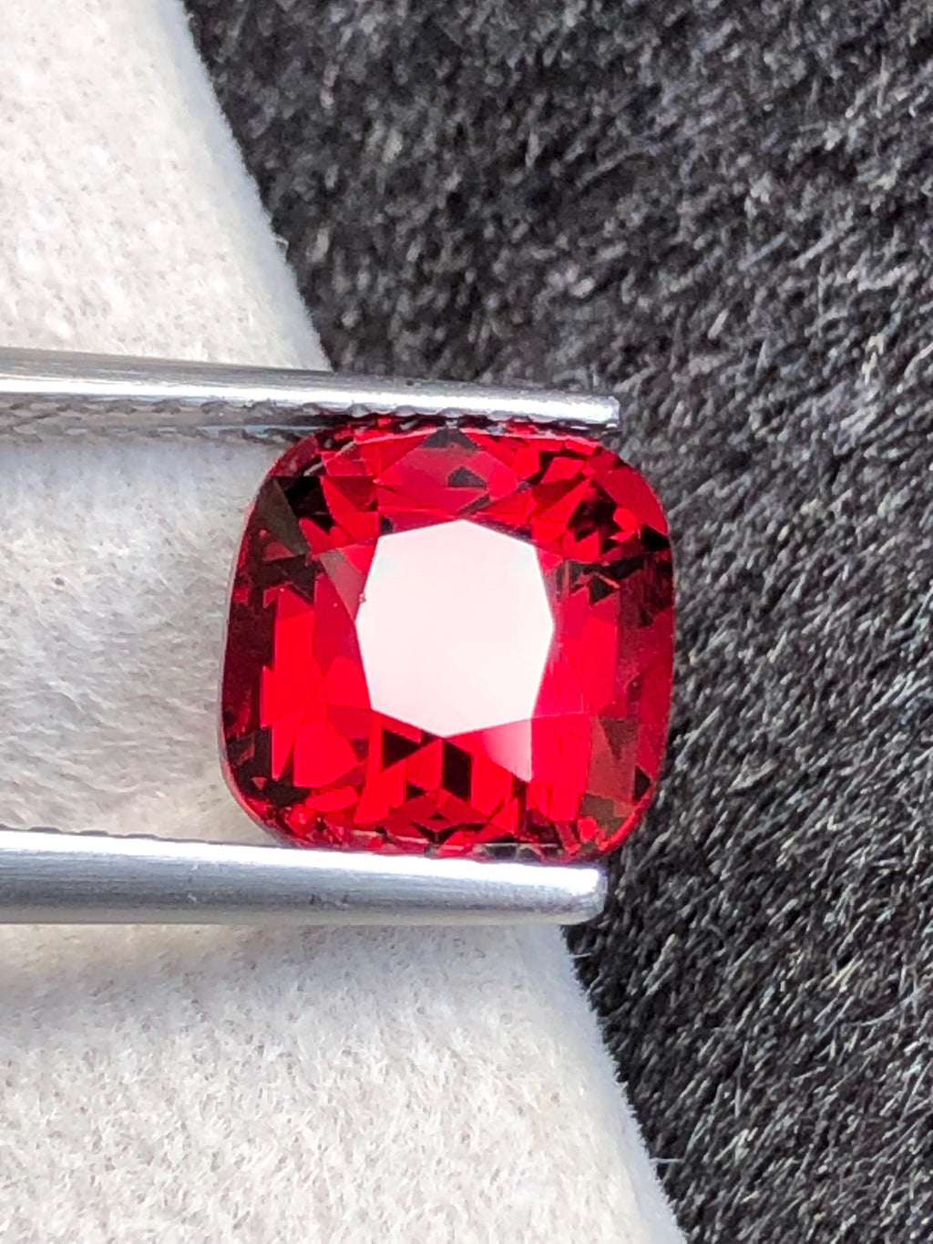 Rhodolite Garnet 4.05ct Cushion Cut – Tanzanian Gemstone