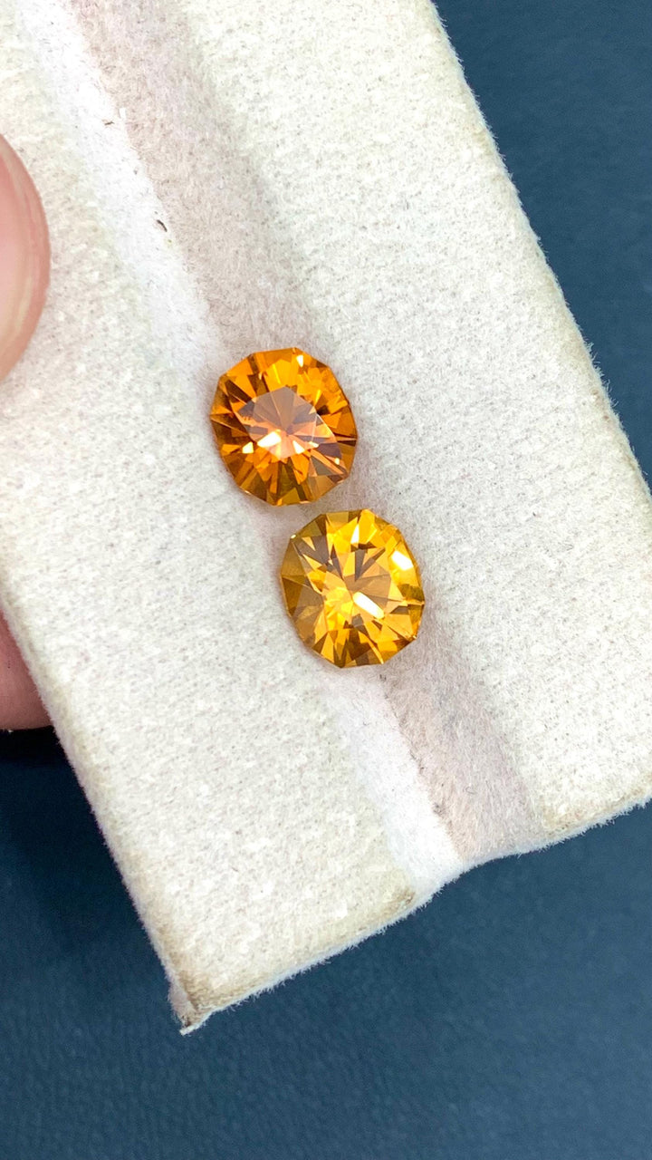 Natural Madeira Citrine Gemstone Pair: Vintage Oval Ring Stones, 2.90 Carat