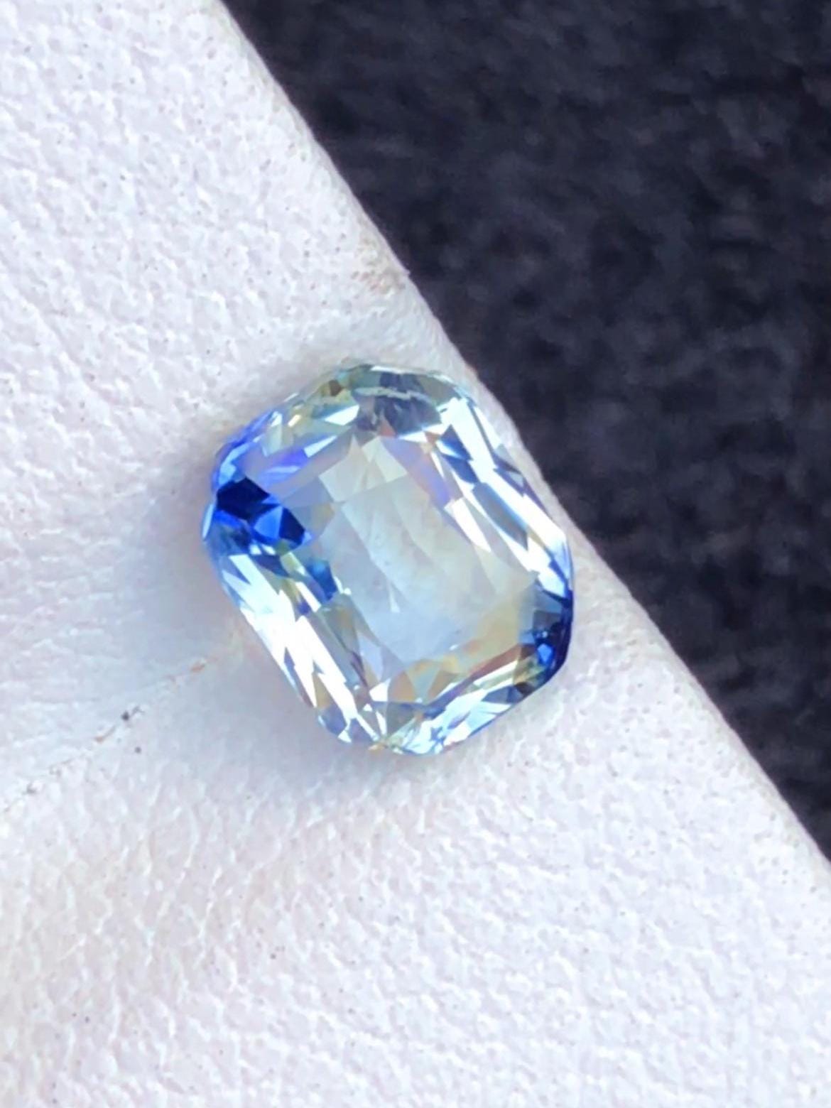 Parti Sapphire 2.10ct Cushion Cut • Sri Lanka No Heat