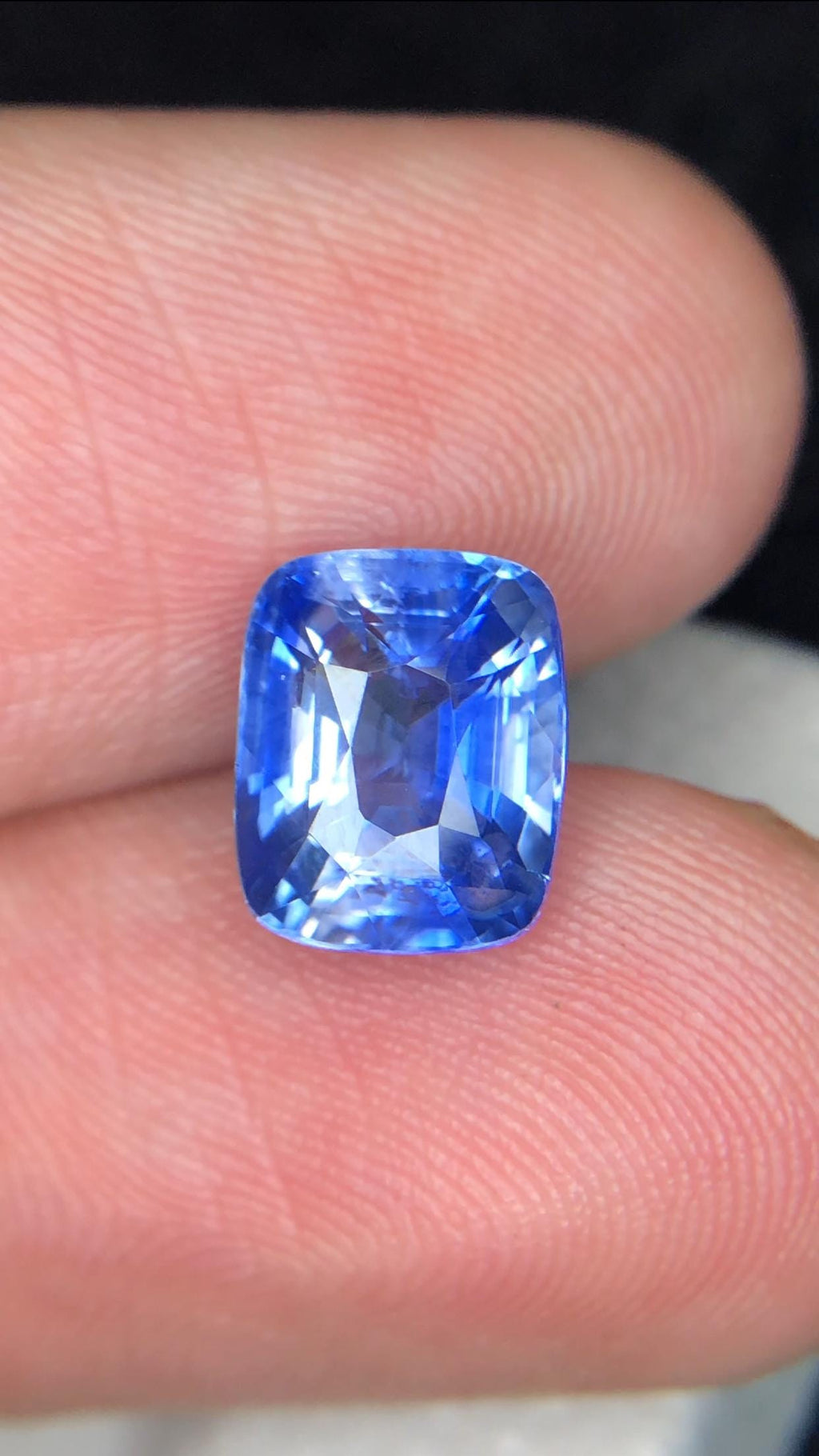 Blue Sapphire 3.60ct cushion Cut –  Sri Lankan Sapphire