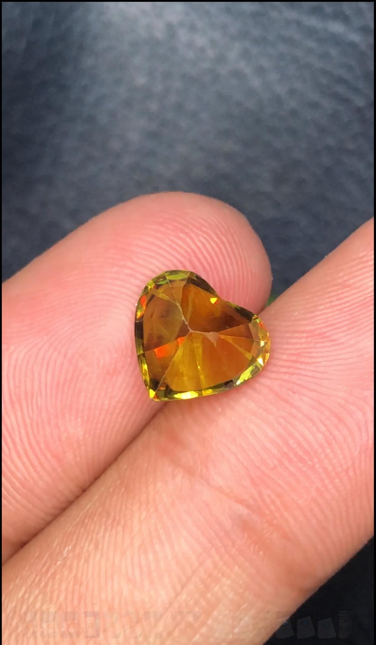 3.25 Carat Apple Green Sphene Gemstone: Faceted Ring Stone