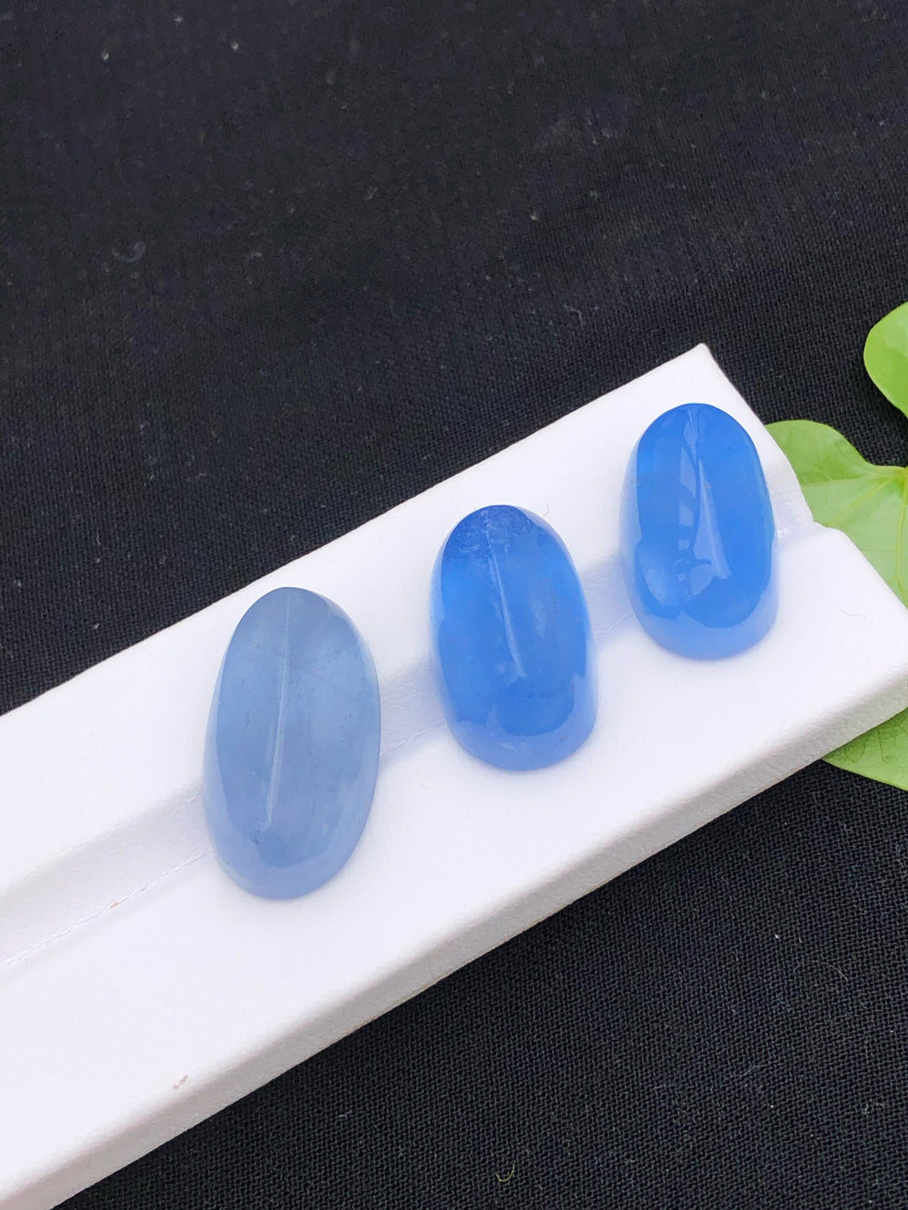Natural Aquamarine Cabochon Gemstone Navy Blue Color  lot - 66.25 Carats