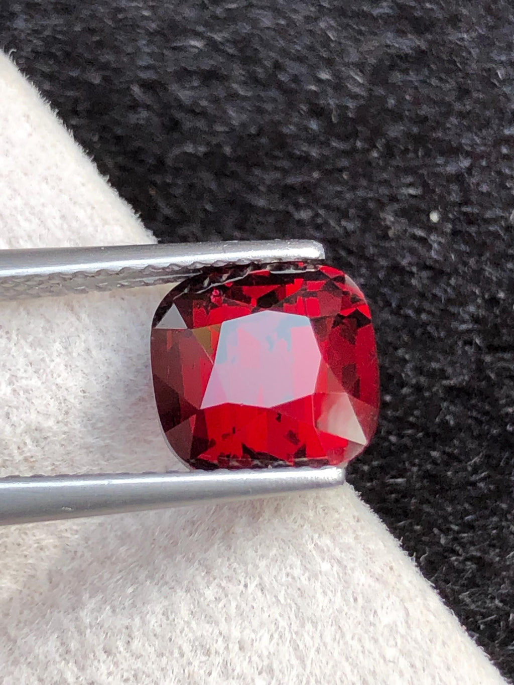 Rhodolite Garnet 3.98ct Cushion Cut Raspberry Pink from Tanzania