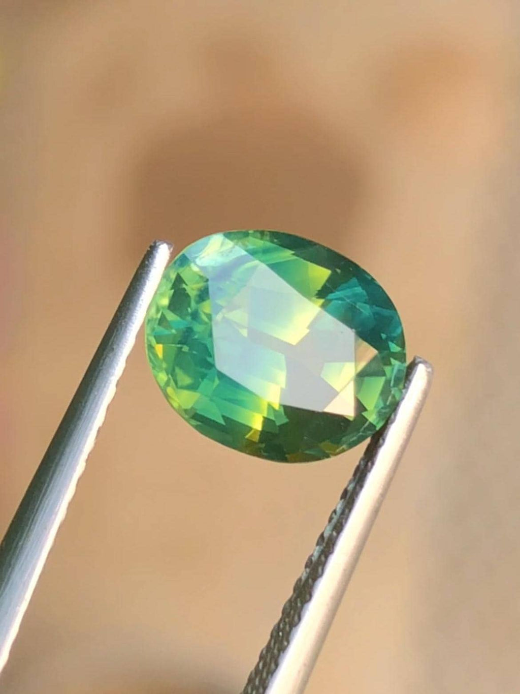 Green Bi-Color Sapphire 2.77 ct Oval Cut Australia