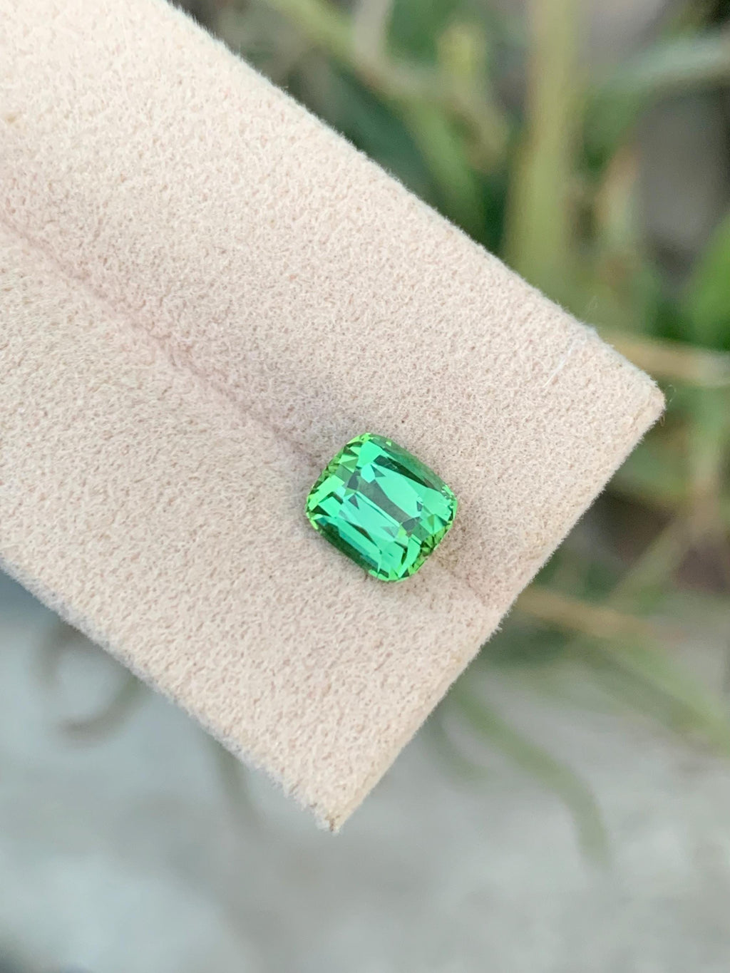 Natural Bluish Green Tourmaline Gemstone: Cushion Cut, 2.55 CT