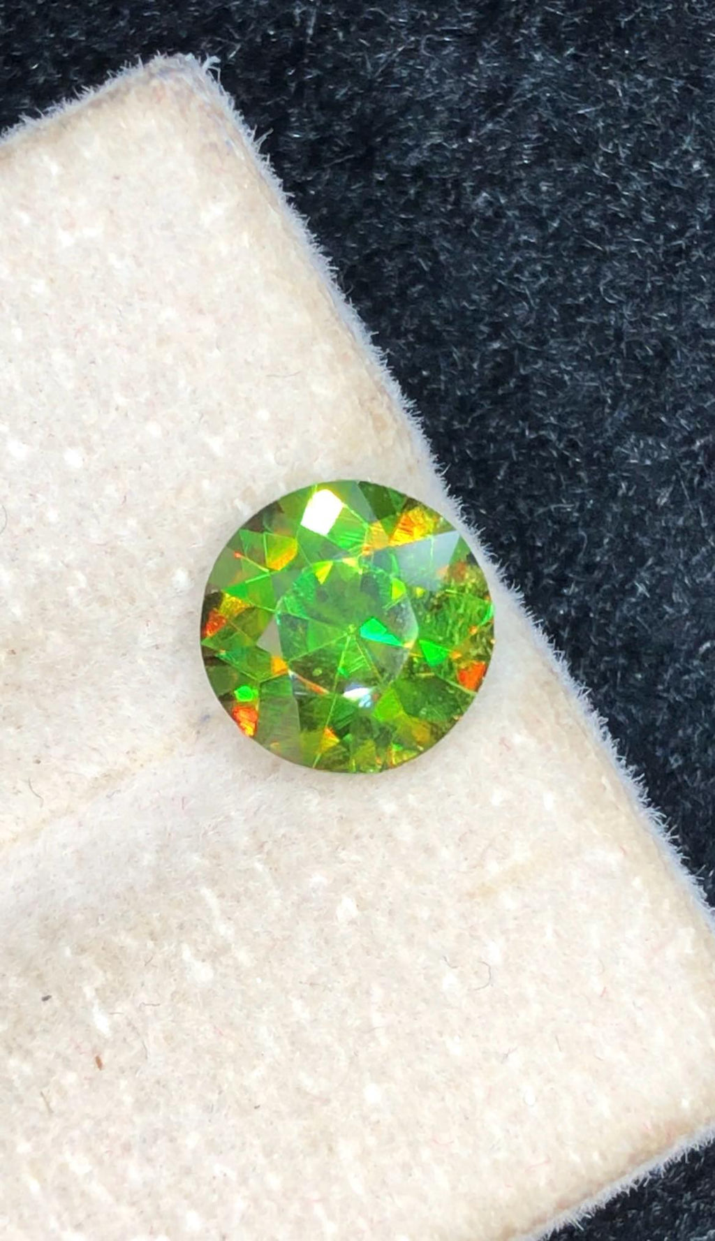 Chrome Sphene 2.00ct Round Cut • Vivid Fire • Skardu Source