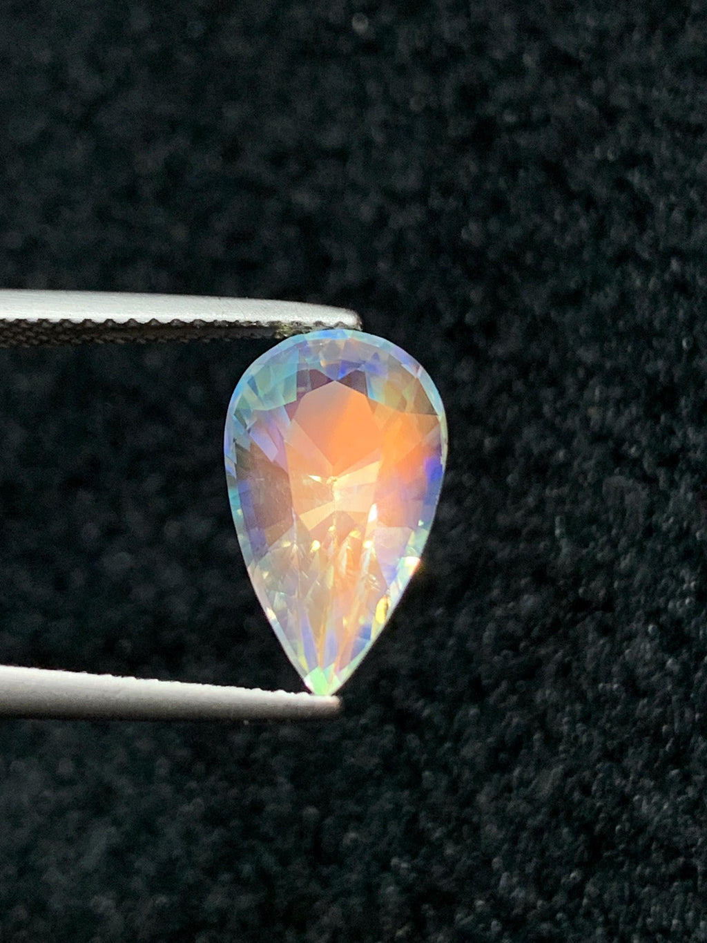 Rainbow Moonstone Gemstone: Pear Shape, VVS Clarity, Madagascar Origin