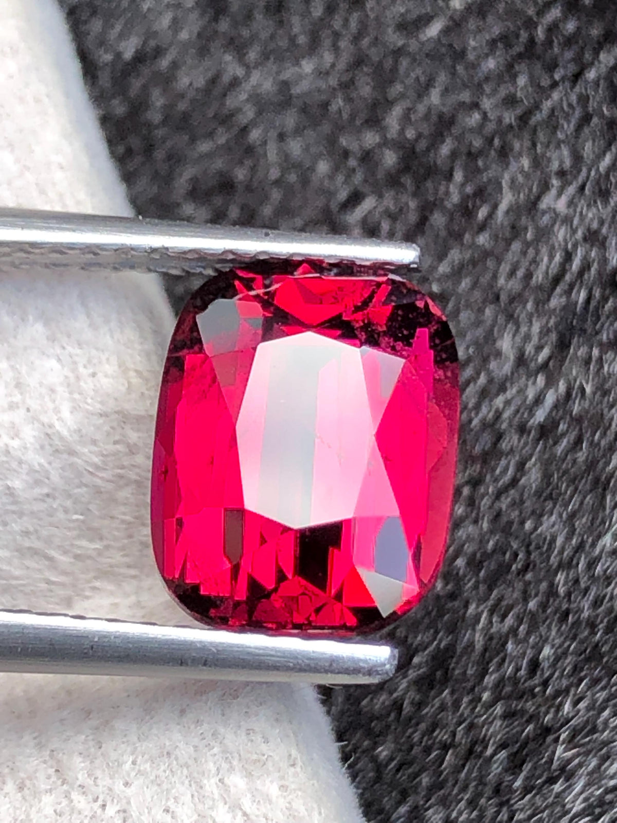 Rhodolite Garnet 3.59ct Cushion Cut Raspberry Pink from Tanzania