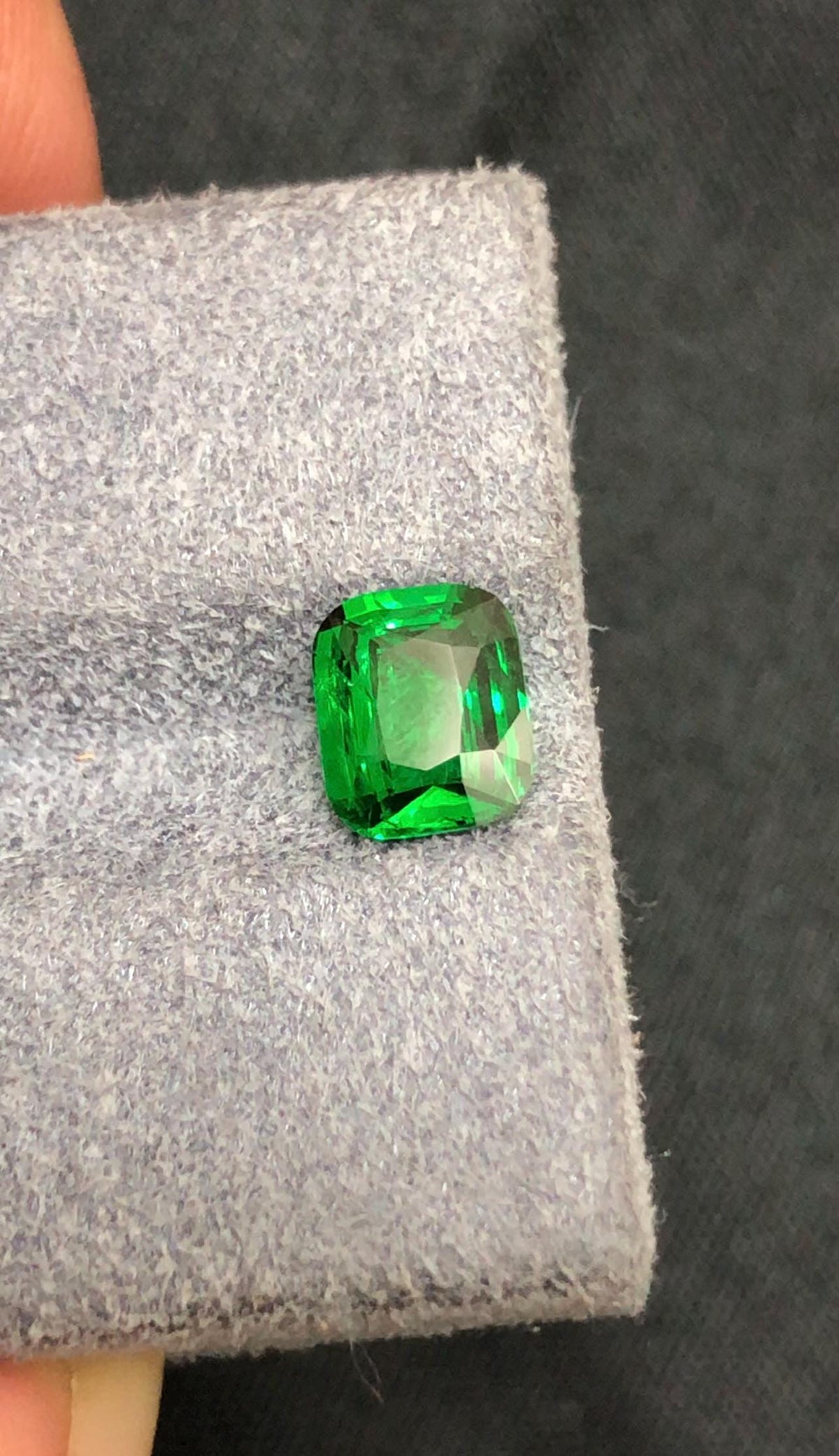 Tsavorite Garnet 1ct Cushion Cut Green Gemstone Tanzania Fine Collector Stone