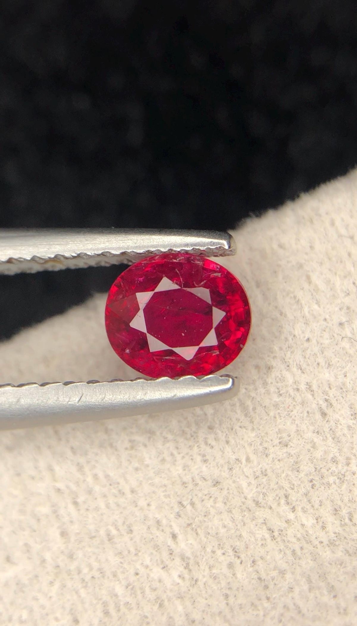 Ruby 0.60ct Oval Cut – Vivid Red Gem from Mozambique