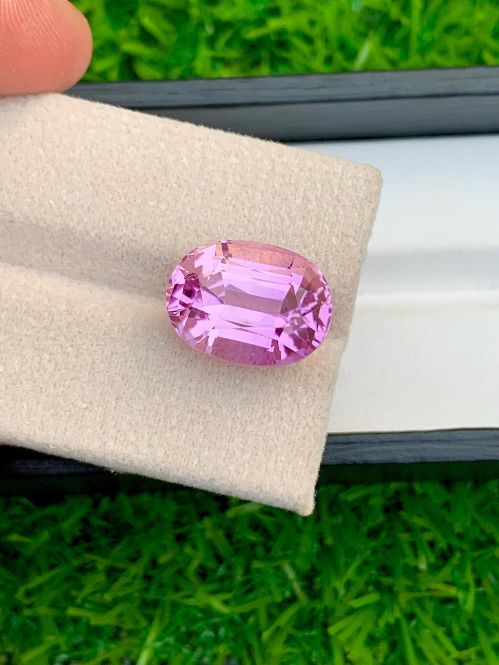 Natural Pink Kunzite Gemstone: Oval Faceted Loose Gem (11.15 CT)