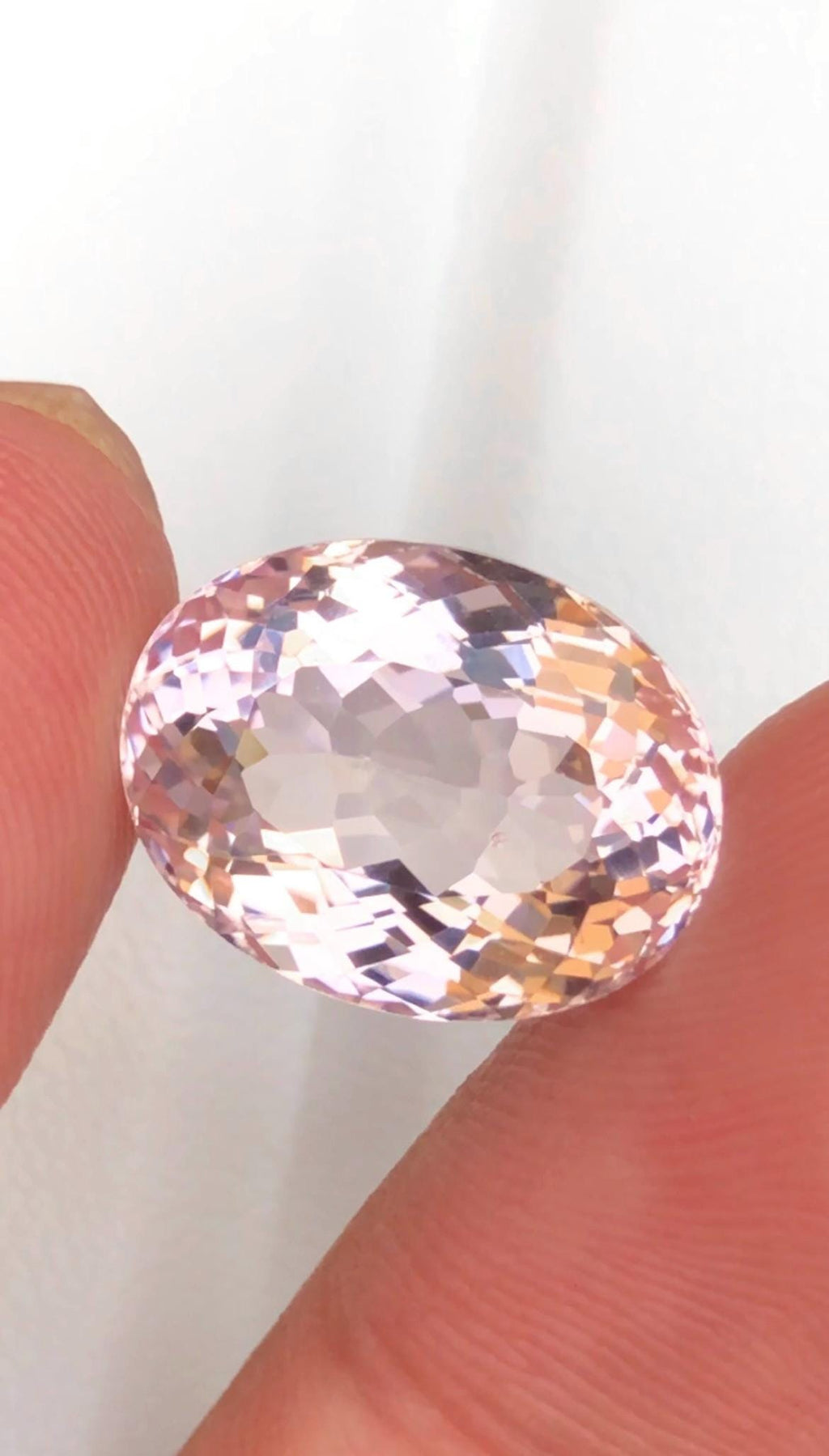 Pink Morganite 10.55 ct Oval Cut – From Pakistan
