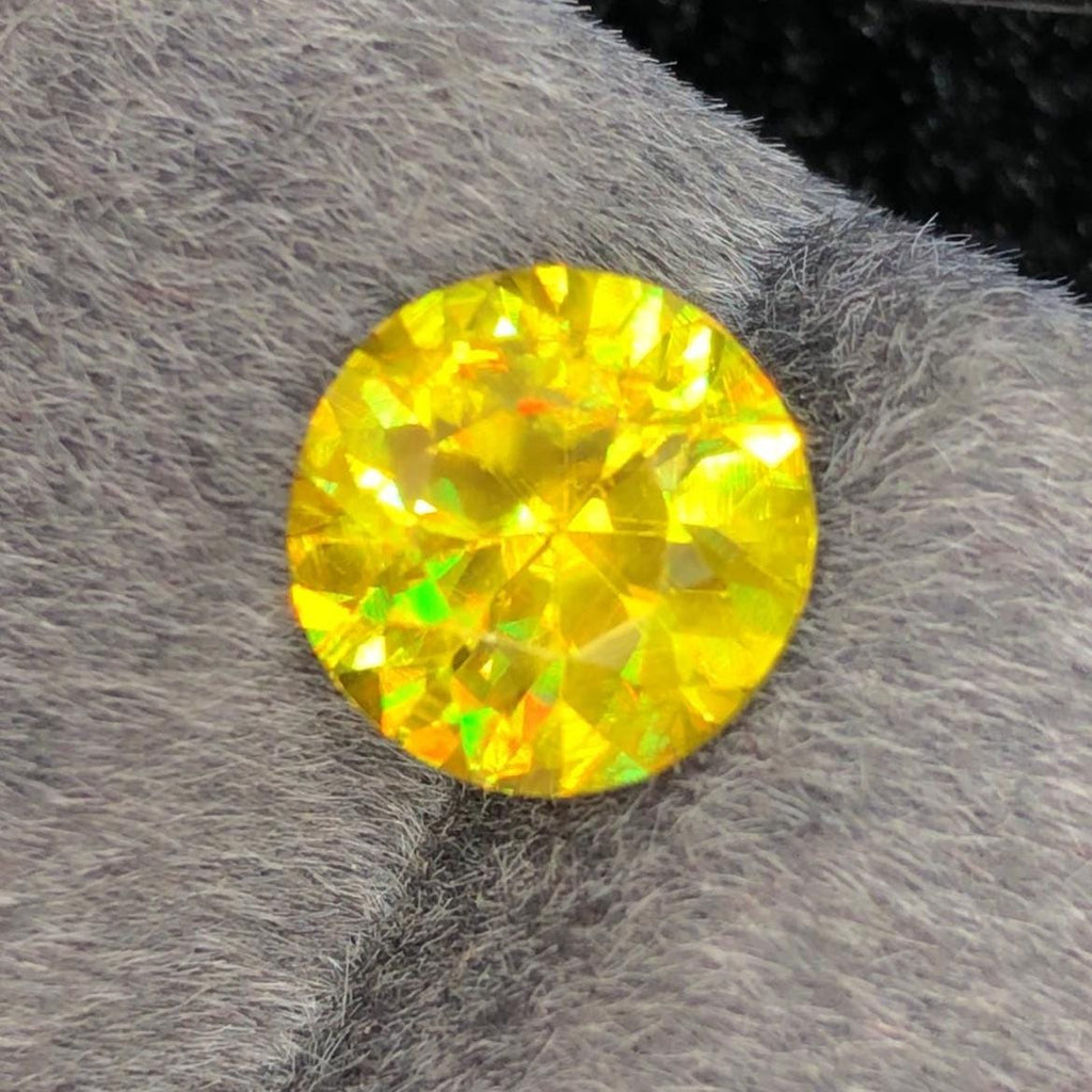 Yellow Sphene 3.85ct Round Cut – Pakistan