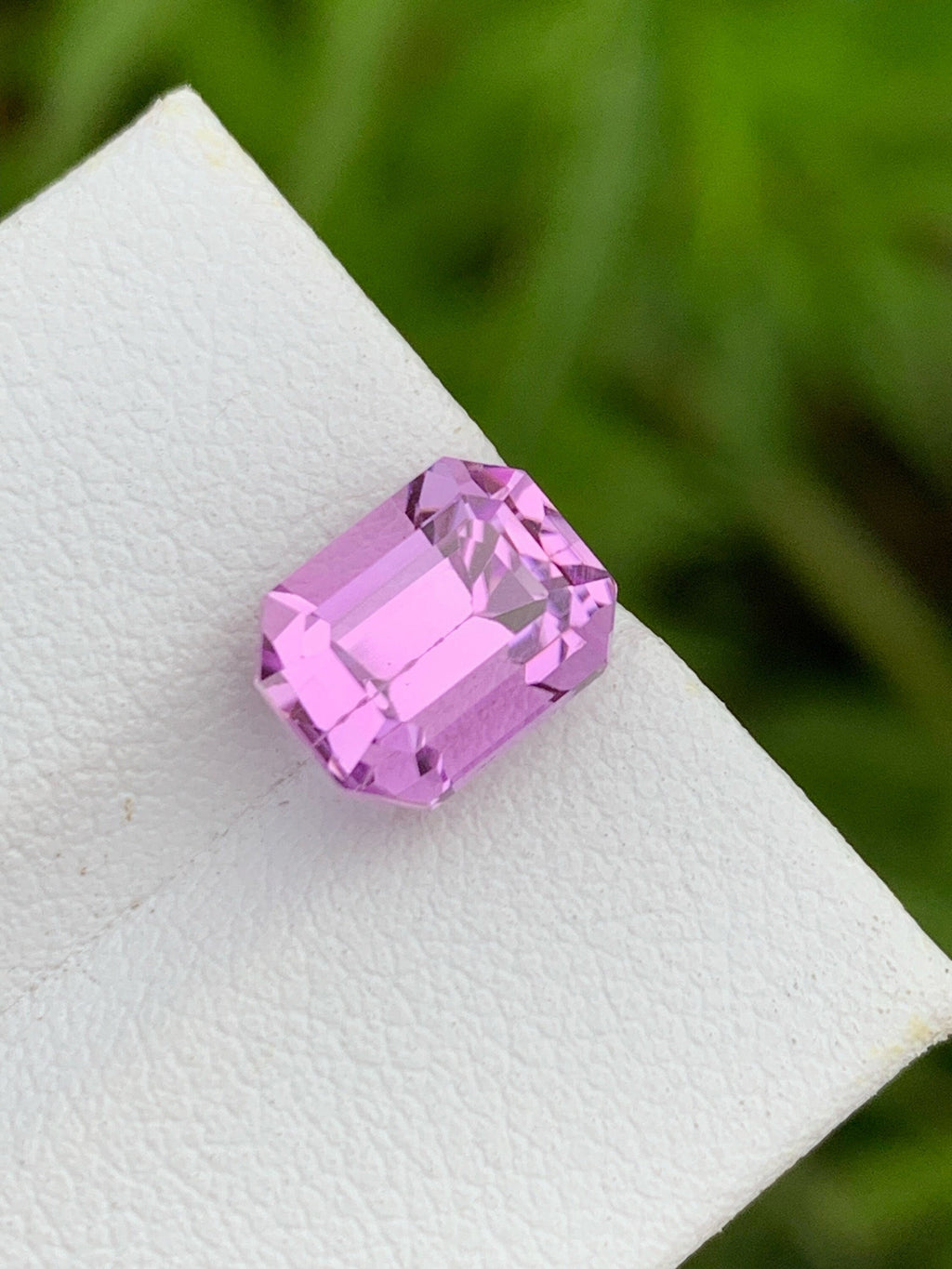 Lavender Pink Kunzite Gemstone: Emerald Cut, 3.95 CT Loose Stone