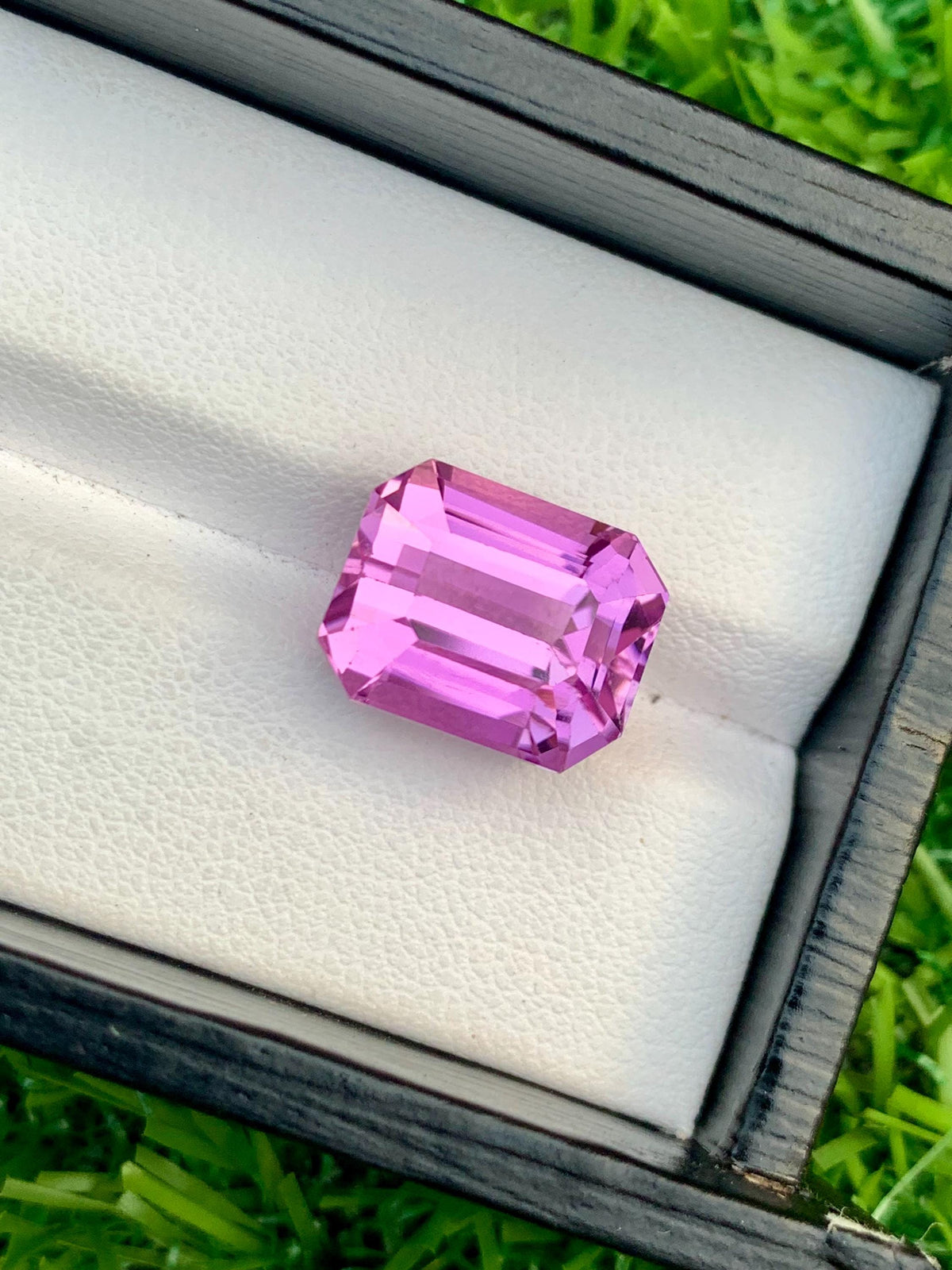 Magenta Pink Kunzite Gemstone: 13.50 CT Octagon Cut, October Birthstone