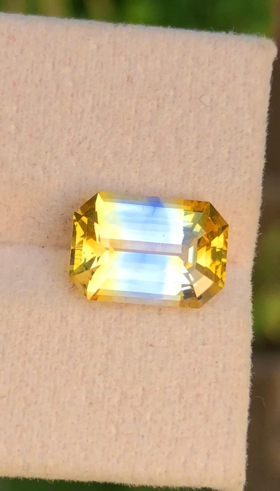 Yellow Sapphire 3.53 ct Emerald Octagonal Cut – Ceylon, No Heat