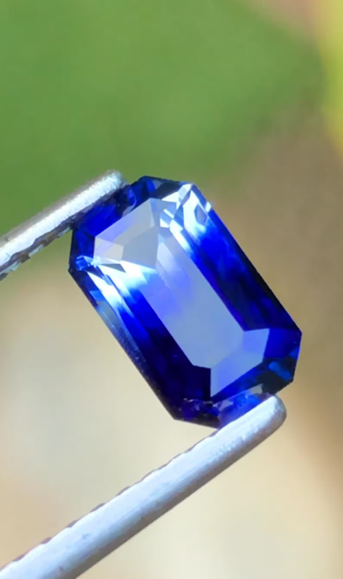 Sapphire Gemstones
