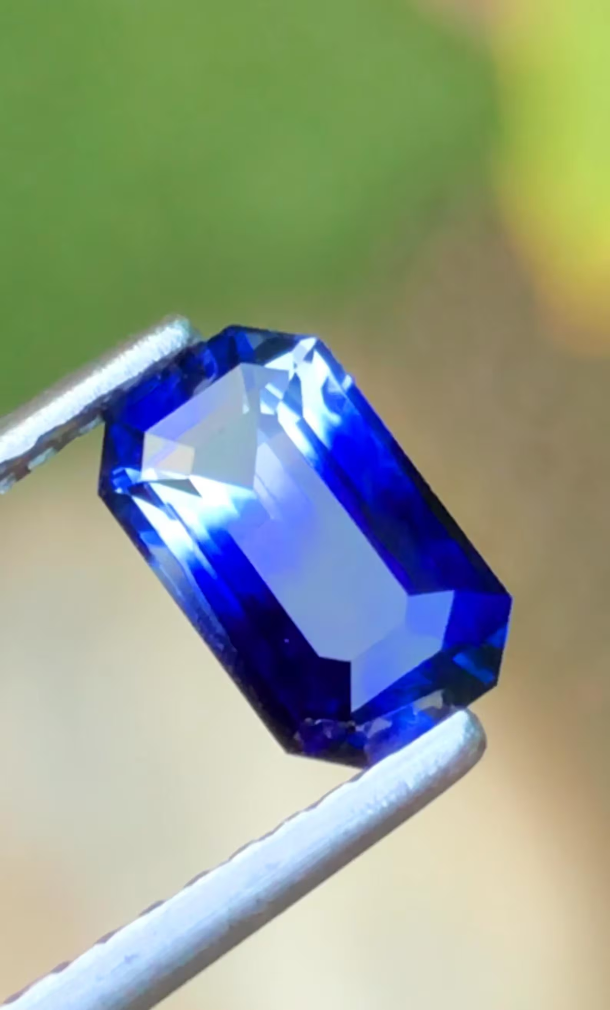 Bi-Colour Top Sapphire 1.04 ct – Blue Bi-Colour